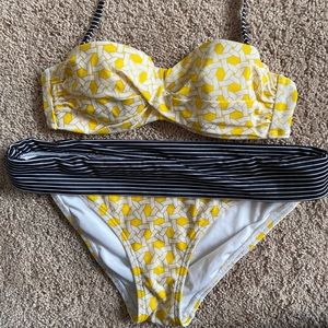 Victoria Secret yellow/black bikini 🍋